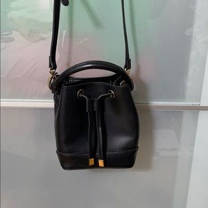 Mini bucket bag